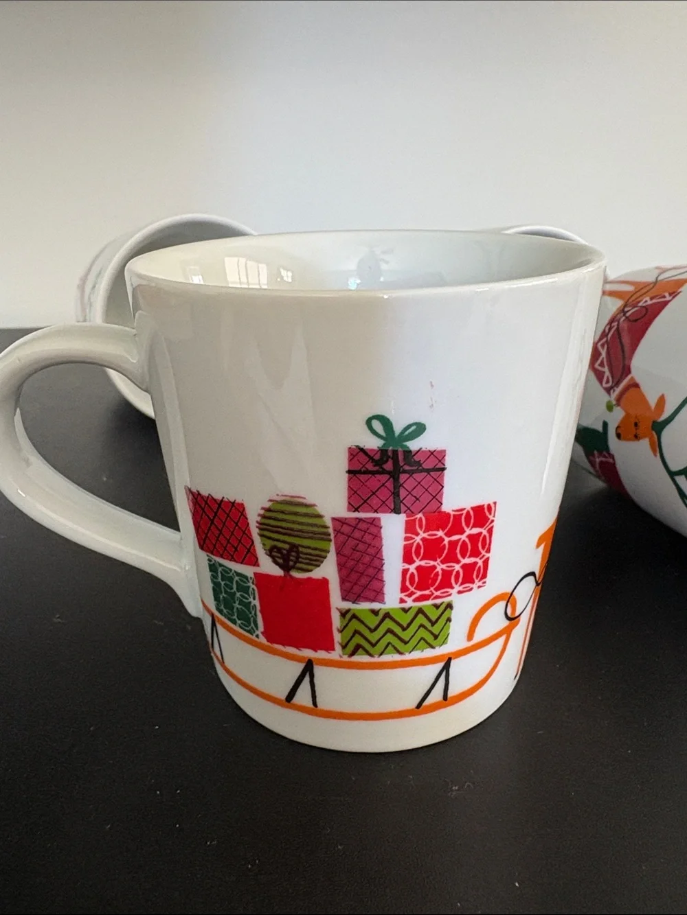 Crate&Barrel Jenny Bowers 6 oz Jingle Child's Mug set of 4